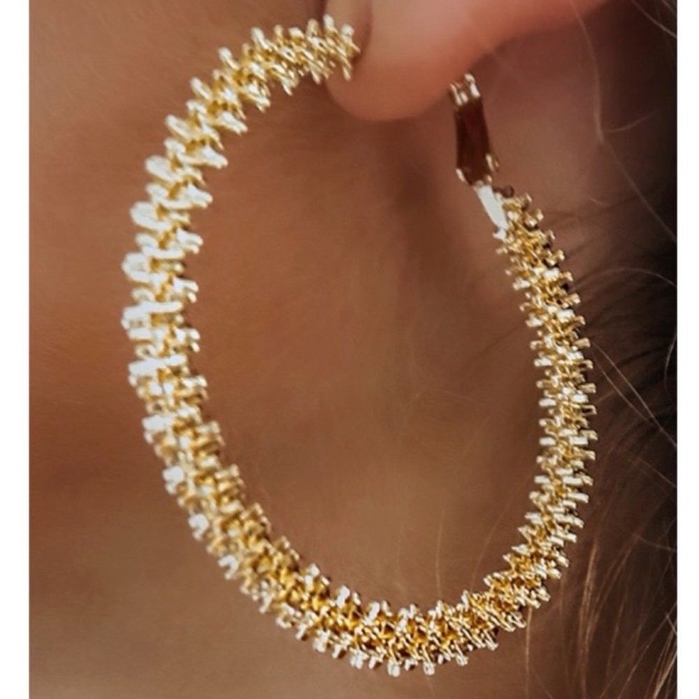 NEW Gold hoop earrings